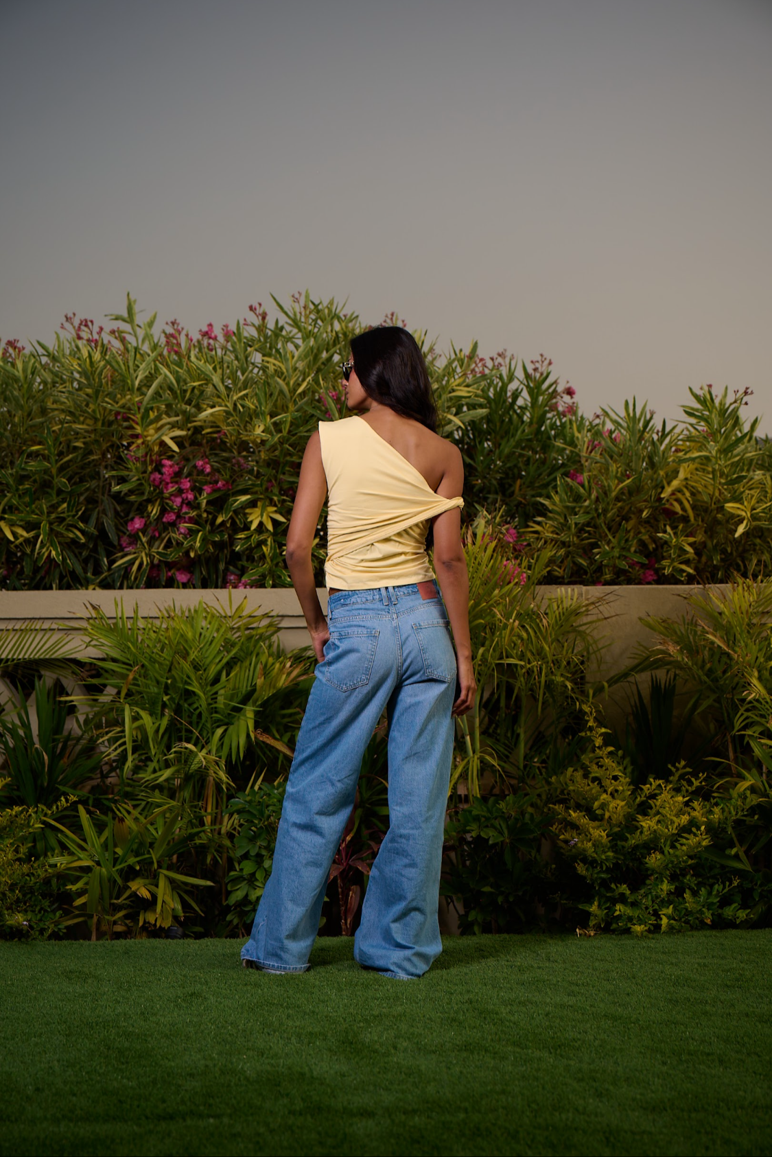 THE FOLD TOP